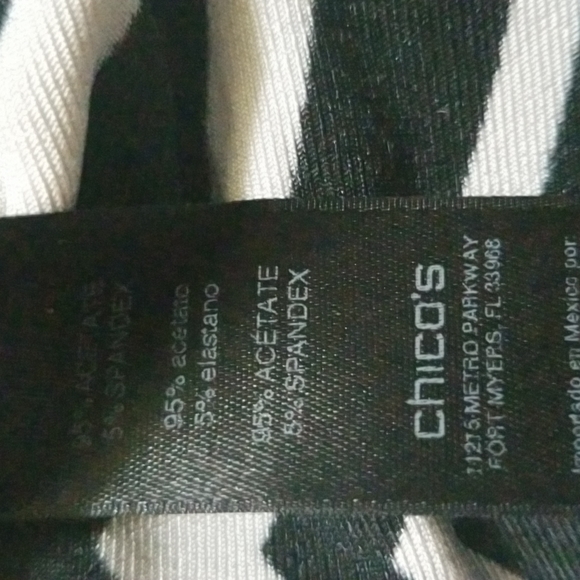 Travelers by Chico's  Shirt Size 3 - Picture 5 of 5